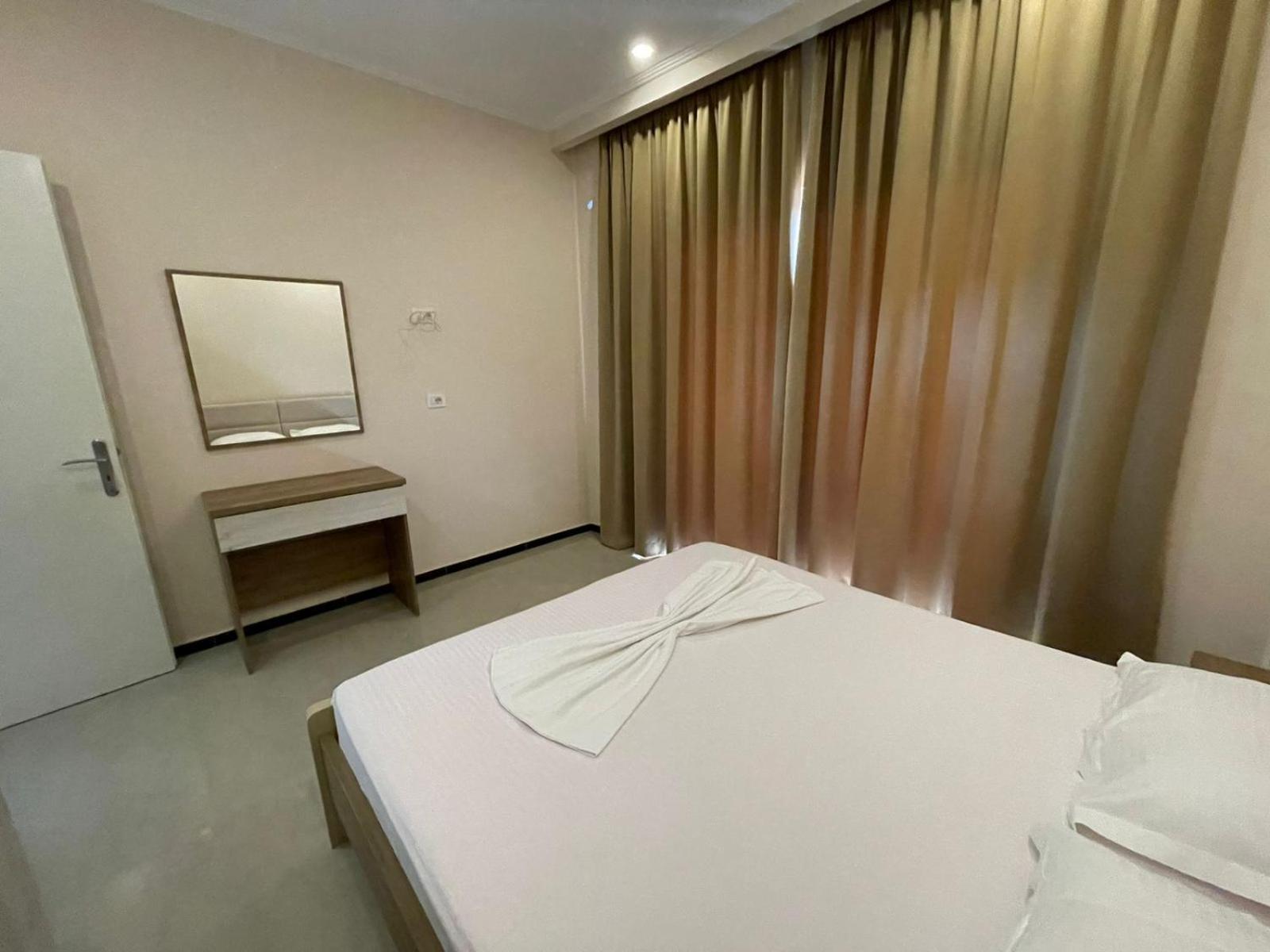 Seaside Apartmens Sarandë Eksteriør billede